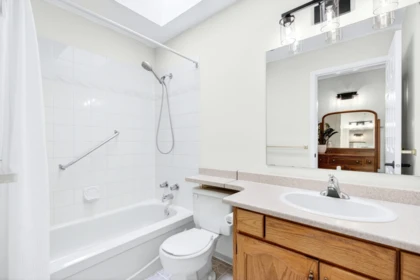 Mudroom Photo of 8 19270 119 Avenue, Pitt Meadows, BC