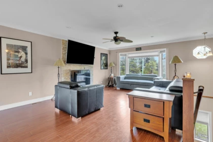 Breakfast Nook Photo of 10895 143 Street, Surrey, BC