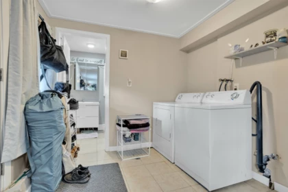 Hallway Photo of 10895 143 Street, Surrey, BC