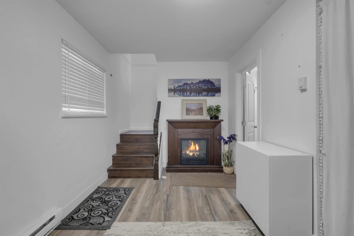 Living Room Photo of 14812 87a Avenue, Surrey, BC