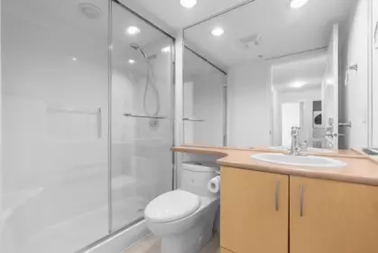 Guest Bathroom Photo of 706 8460 Granville Avenue, Richmond, BC