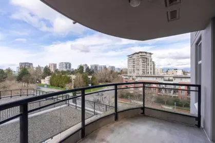 Laundry Room Photo of 706 8460 Granville Avenue, Richmond, BC