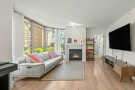 706 867 Hamilton Street, Vancouver, BC