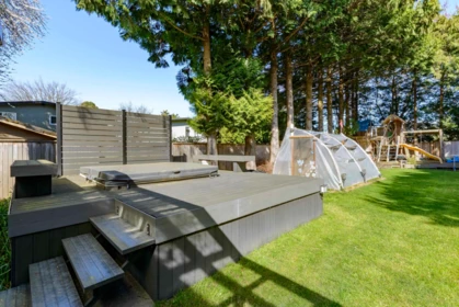 Garden / Landscaping Photo of 11320 No. 1 Road, Richmond, BC