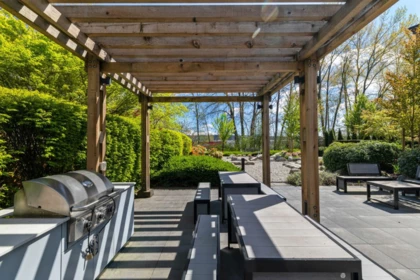 Backyard Photo of 309 300 Salter Street, New Westminster, BC