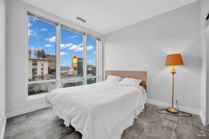 Guest Bathroom Photo of 1512 989 Nelson Street, Vancouver, BC