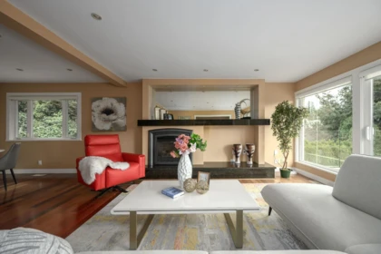 Breakfast Nook Photo of 4827 Northwood Place, West Vancouver, BC
