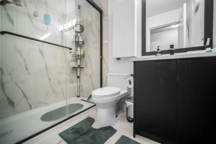 Swimming Pool Photo of 7918 147a Street, Surrey, BC