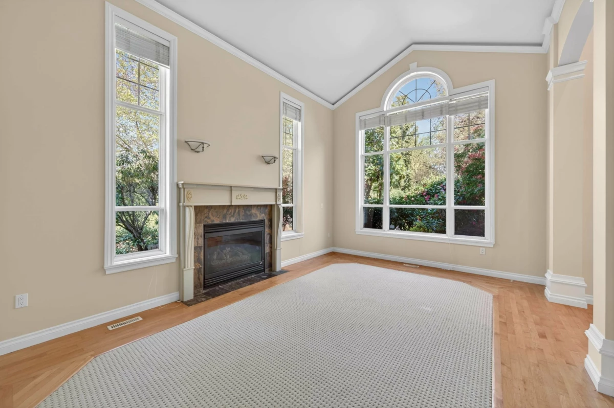 Dining Area Photo of 2142 139a Street, Surrey, BC