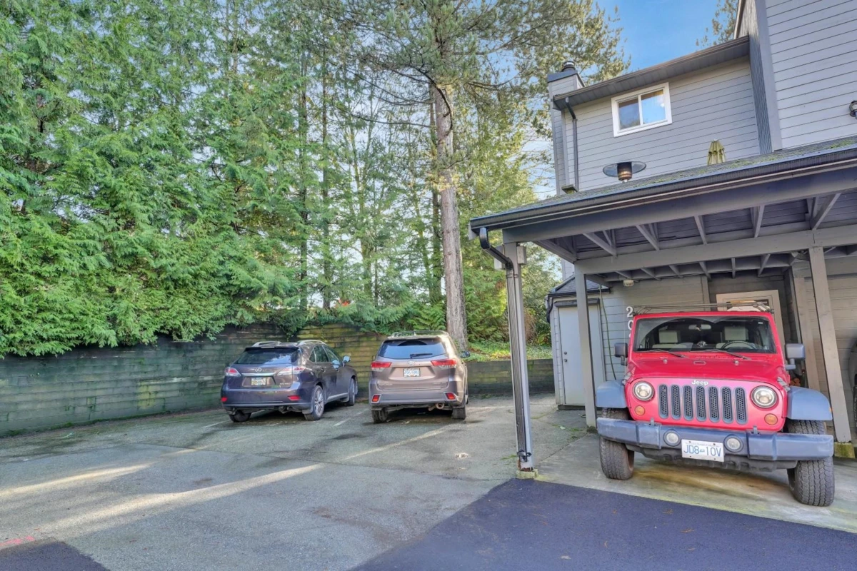 Family Room Photo of 202 Balmoral Place, Port Moody, BC