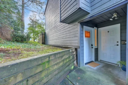 Garden / Landscaping Photo of 202 Balmoral Place, Port Moody, BC
