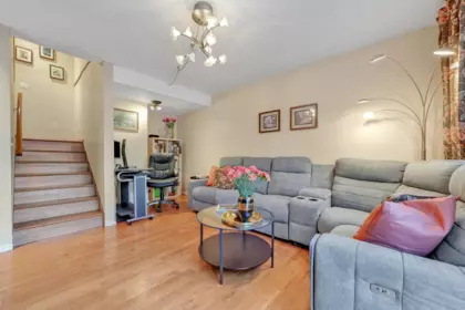 Office / Den Photo of 202 Balmoral Place, Port Moody, BC