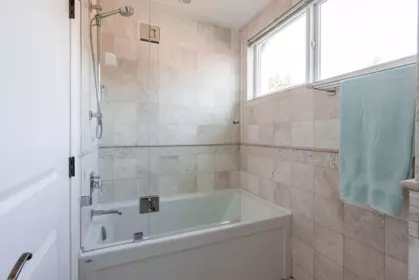 Hot Tub / Spa Photo of 2316 Nelson Avenue, West Vancouver, BC