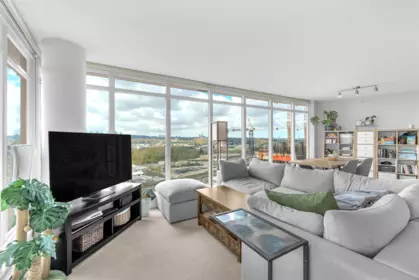 2707 2133 Douglas Road, Burnaby, BC, Burnaby — Apartment/Condo for sale