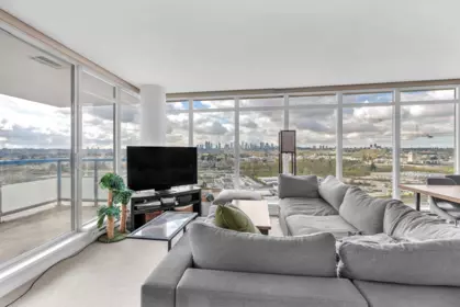 2707 2133 Douglas Road, Burnaby, BC, Burnaby — Apartment/Condo for sale