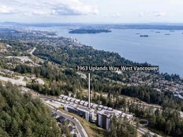 Backyard Photo of 511/ 3963 Uplands Way, West Vancouver, BC