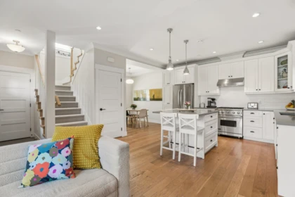 947 E 21st Avenue, Vancouver, BC, Vancouver — Half Duplex for sale