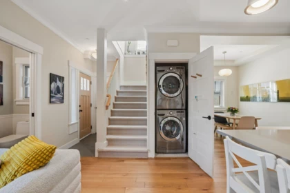 Mudroom Photo of 947 E 21st Avenue, Vancouver, BC