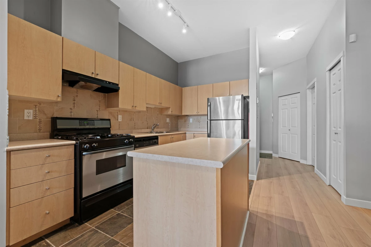Family Room Photo of 102 2102 W 38th Avenue, Vancouver, BC