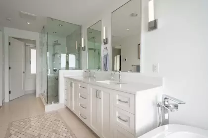 Laundry Room Photo of 743 Channelview Drive, Bowen Island, BC