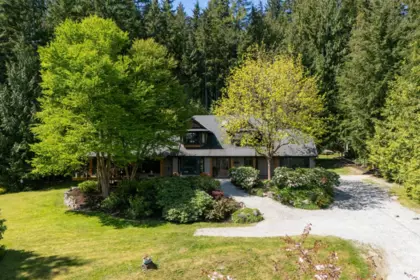 Garden / Landscaping Photo of 27724 Arbutus Place, Maple Ridge, BC
