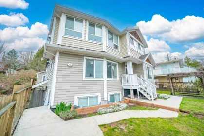 2123 Seventh Avenue, New Westminster, BC, New Westminster — Single Family Residence for sale