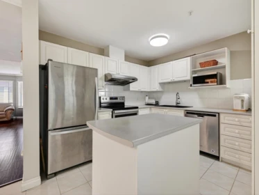 Kitchen Island Photo of 5 8711 Jones Road, Richmond, BC