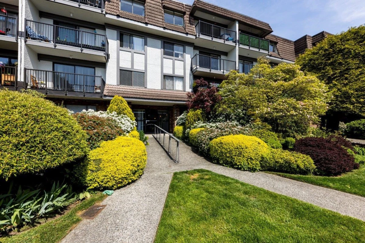 Exterior Rear Photo of 212 236 W 2nd Street, North Vancouver, BC