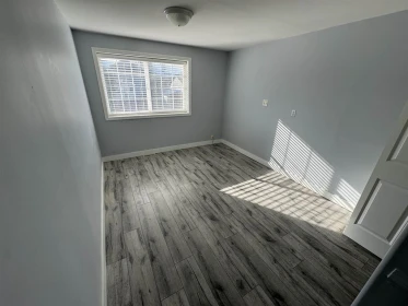 Basement Recreation Room Photo of 46058 Second Avenue, Chilliwack, BC