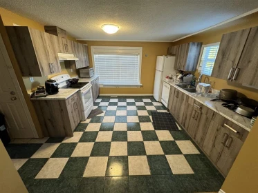 Kitchen Photo of 46058 Second Avenue, Chilliwack, BC