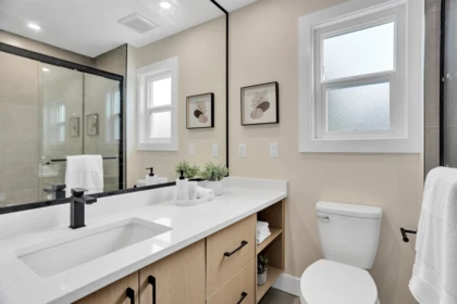 Hallway Photo of 19725 50a Avenue, Langley, BC