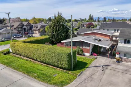 Outdoor Kitchen Photo of 9791 Berry Road, Richmond, BC