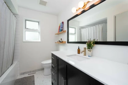 Guest Bathroom Photo of 3385 Ontario Street, Vancouver, BC