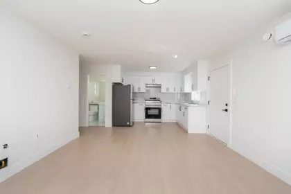 Mudroom Photo of 1 14259 Park Drive, Surrey, BC