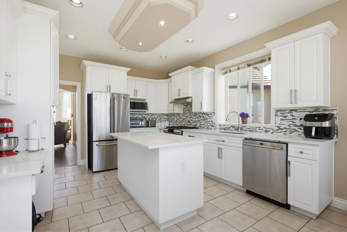 Dining Area Photo of 3582 Viewmount Place, Abbotsford, BC