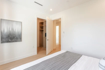 Entry Foyer Photo of 7178 East Boulevard, Vancouver, BC