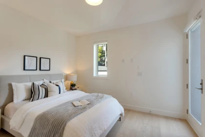Guest Bathroom Photo of 7178 East Boulevard, Vancouver, BC