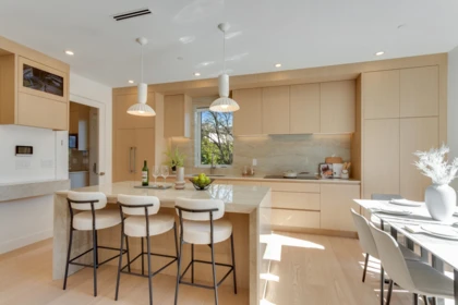 Kitchen Photo of 7178 East Boulevard, Vancouver, BC