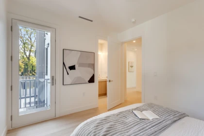 Powder Room Photo of 7178 East Boulevard, Vancouver, BC
