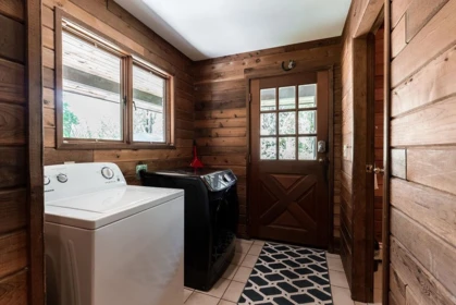 Entry Foyer Photo of 29821 Clark Avenue, Mission, BC