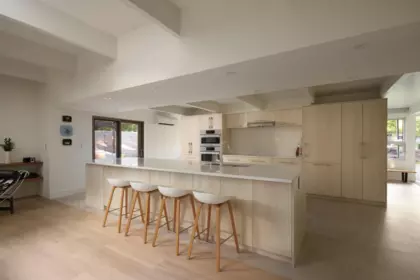 Kitchen Island Photo of 3267 Fairmont Road, North Vancouver, BC