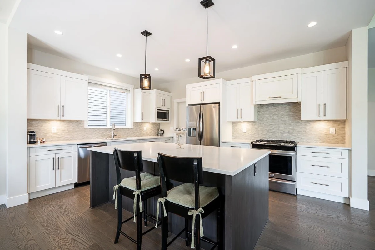 Dining Area Photo of 8460 206a Street, Langley, BC