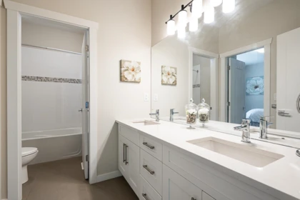 Hallway Photo of 8460 206a Street, Langley, BC