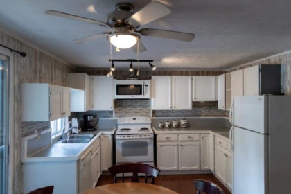 115 8220 King George Highway, Surrey, BC, Surrey — Manufactured Home for sale