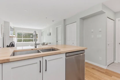 203 38003 Second Avenue, Squamish, BC, Squamish — Apartment/Condo for sale