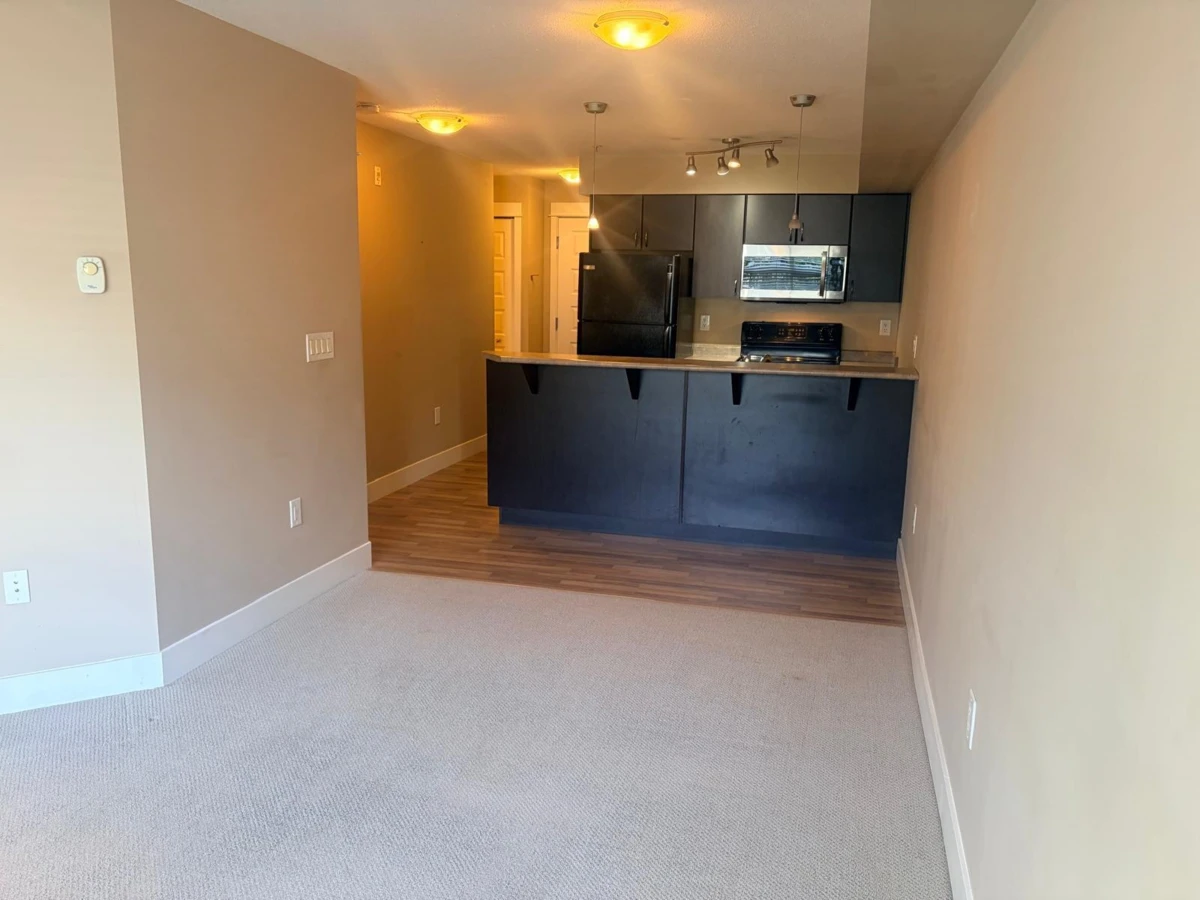 Dining Area Photo of 309 2515 Park Drive, Abbotsford, BC