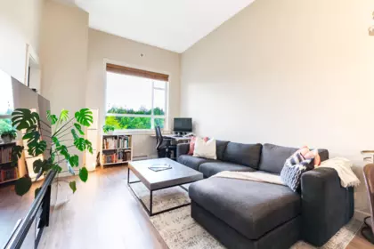 Breakfast Nook Photo of 511 14588 Mcdougall Drive, Surrey, BC
