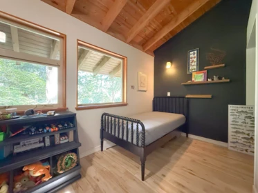 Bedroom 3 Photo of 901 Windjammer Road, Bowen Island, BC