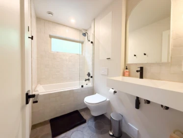 Guest Bathroom Photo of 901 Windjammer Road, Bowen Island, BC