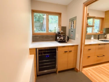 Kitchen Photo of 901 Windjammer Road, Bowen Island, BC
